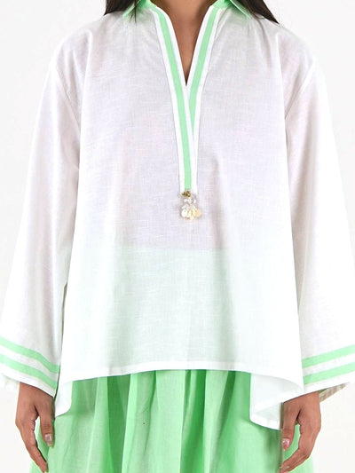 Contrast Trim Top - White Relaxed Fit