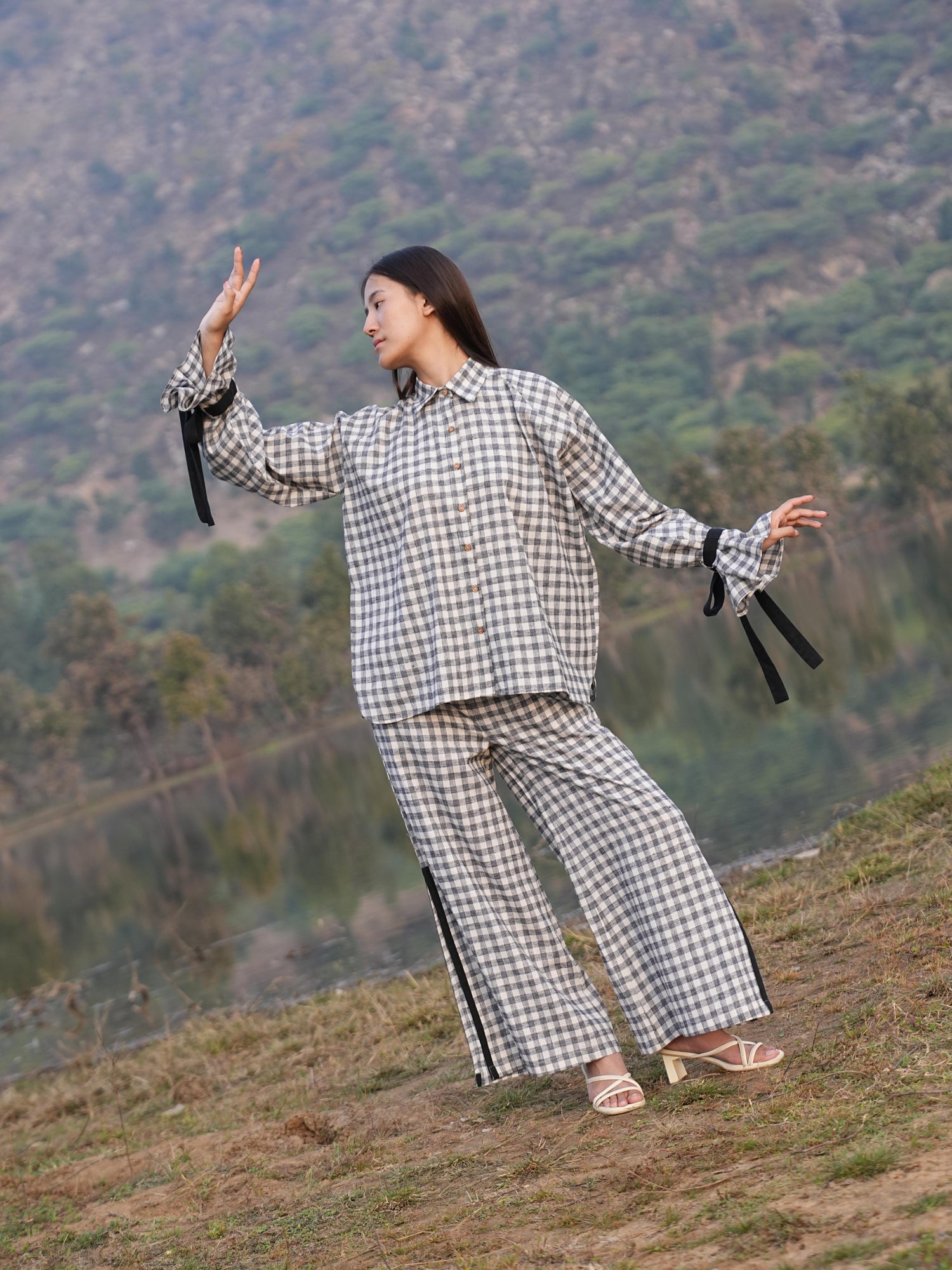 Sutra Balloon Sleeve Check Co-ord