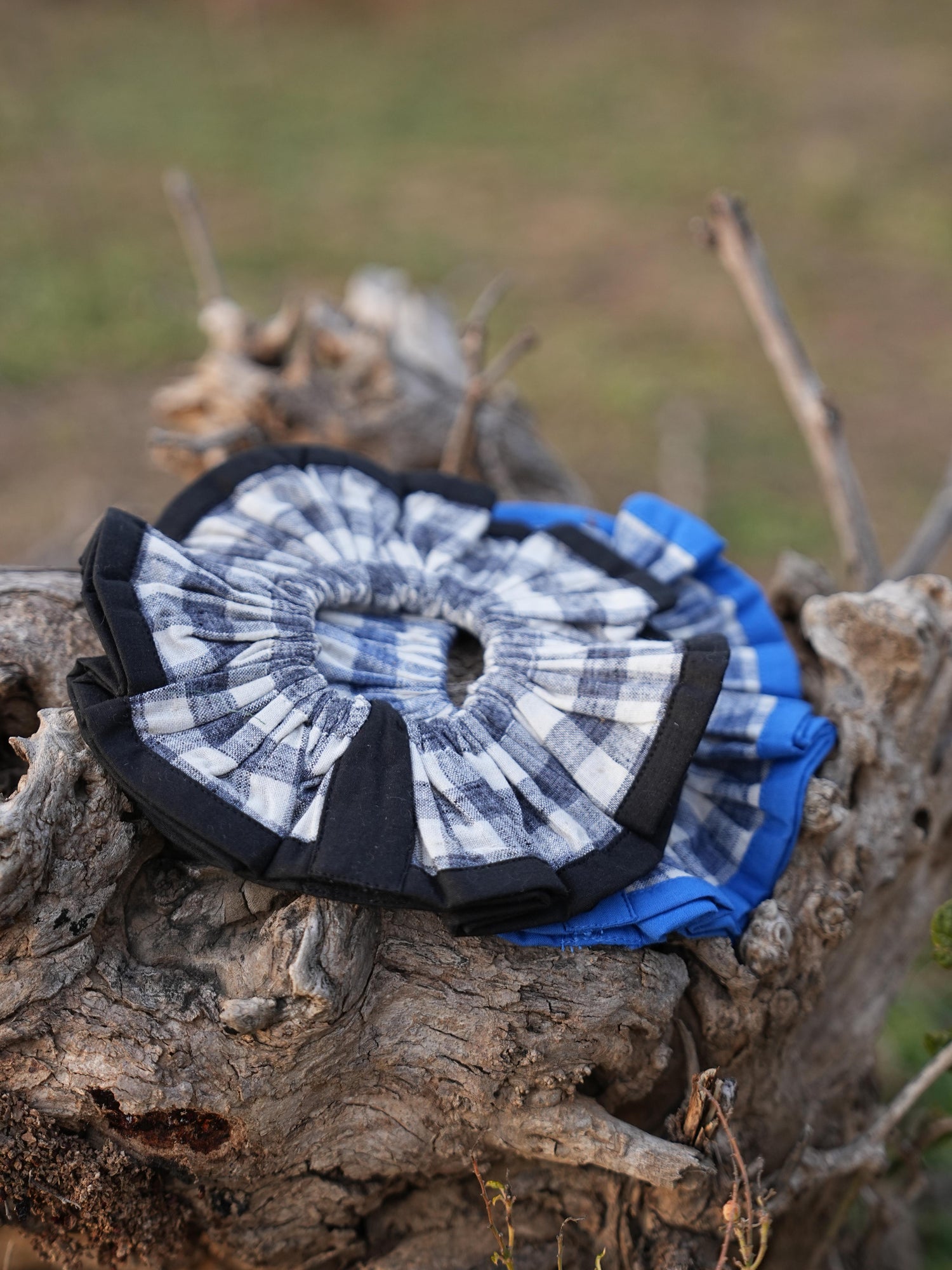 Sutra Check Scrunchies