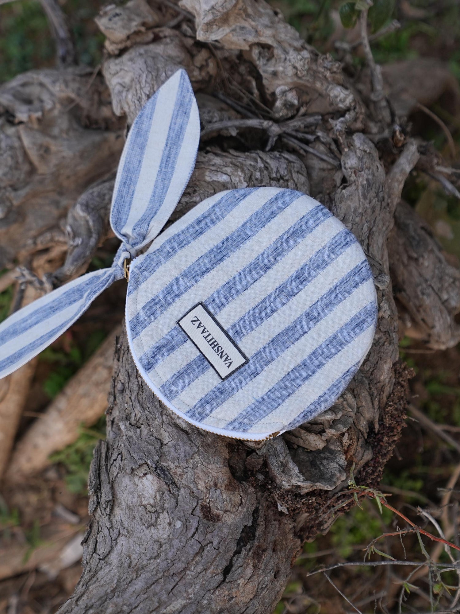Sutra Moon Pouch