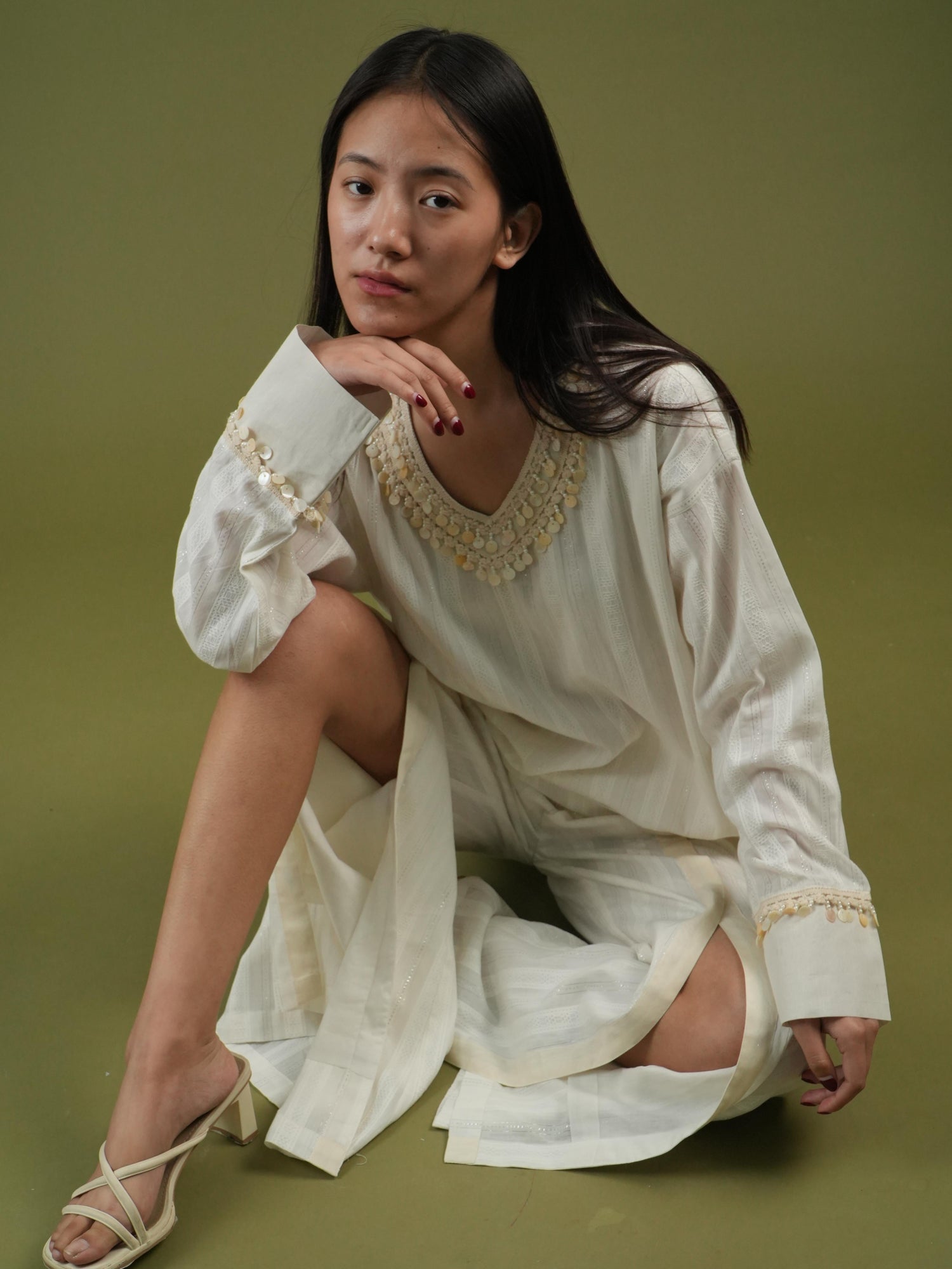 Vanshitaaz Ivory Essence Embroidered Tunic & Slit Pants Set