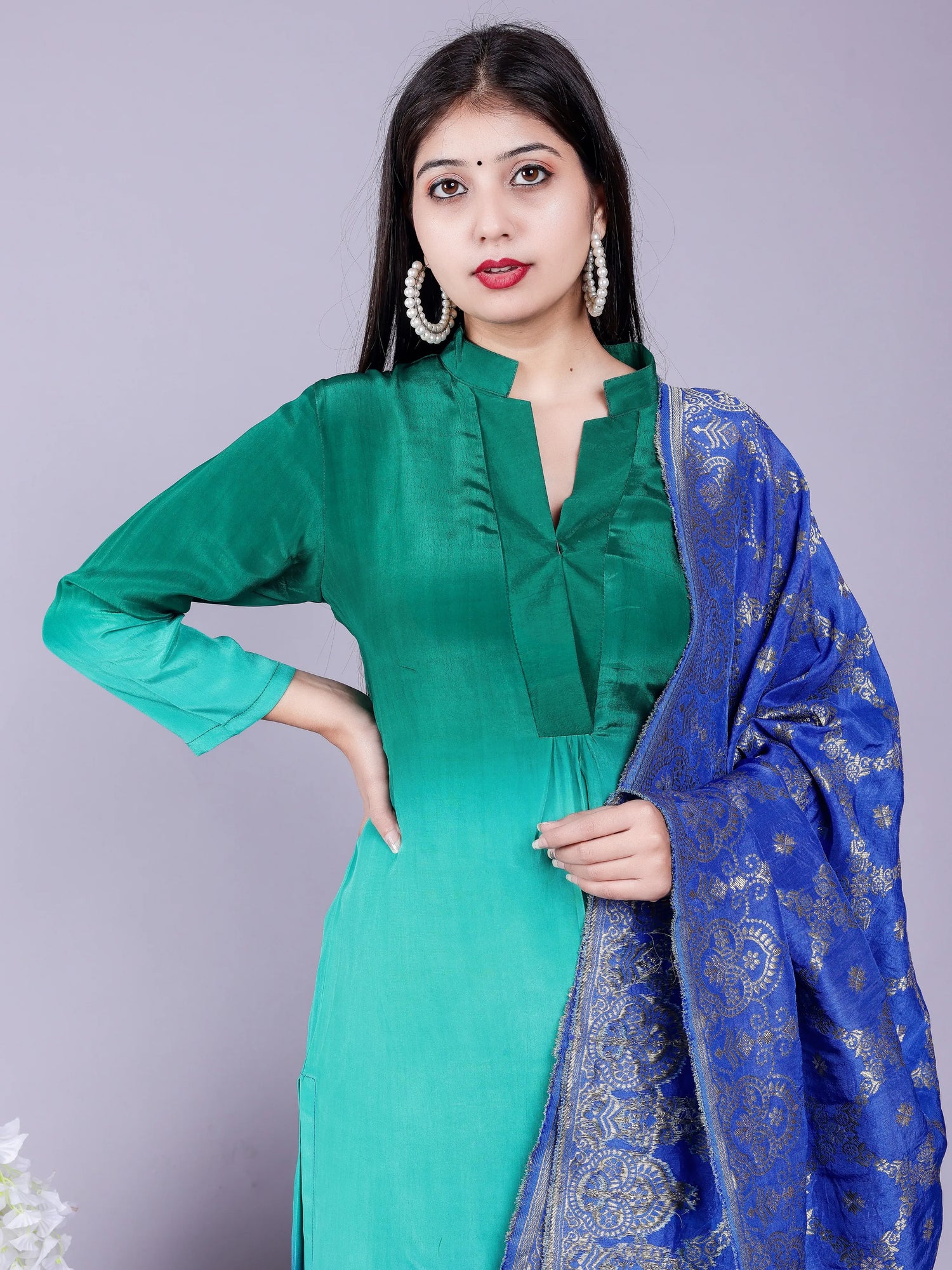 Ombre Bottle green Kurta Pant Brocade Dupatta