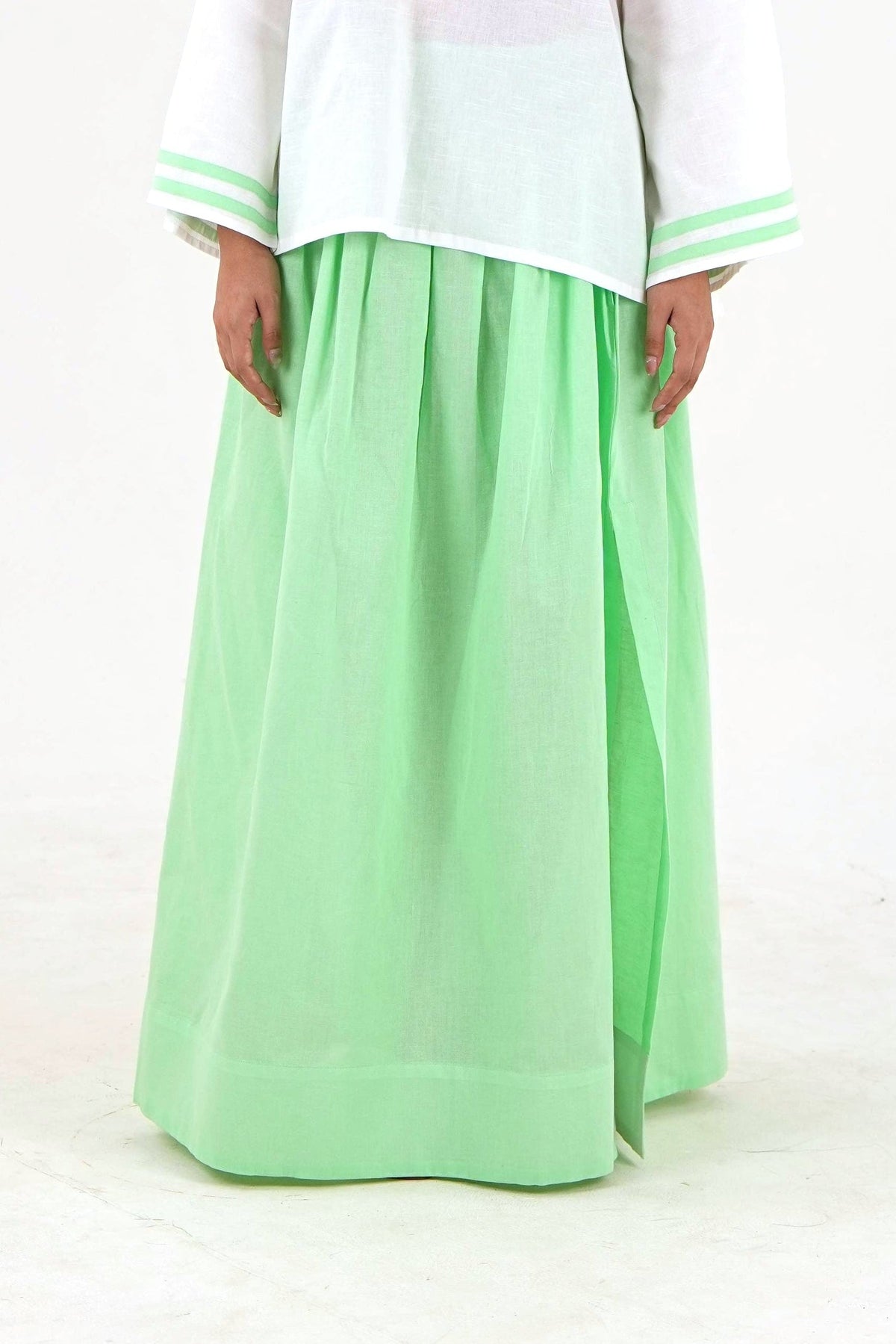 Maxi slit Skirt - Mint Green Linen