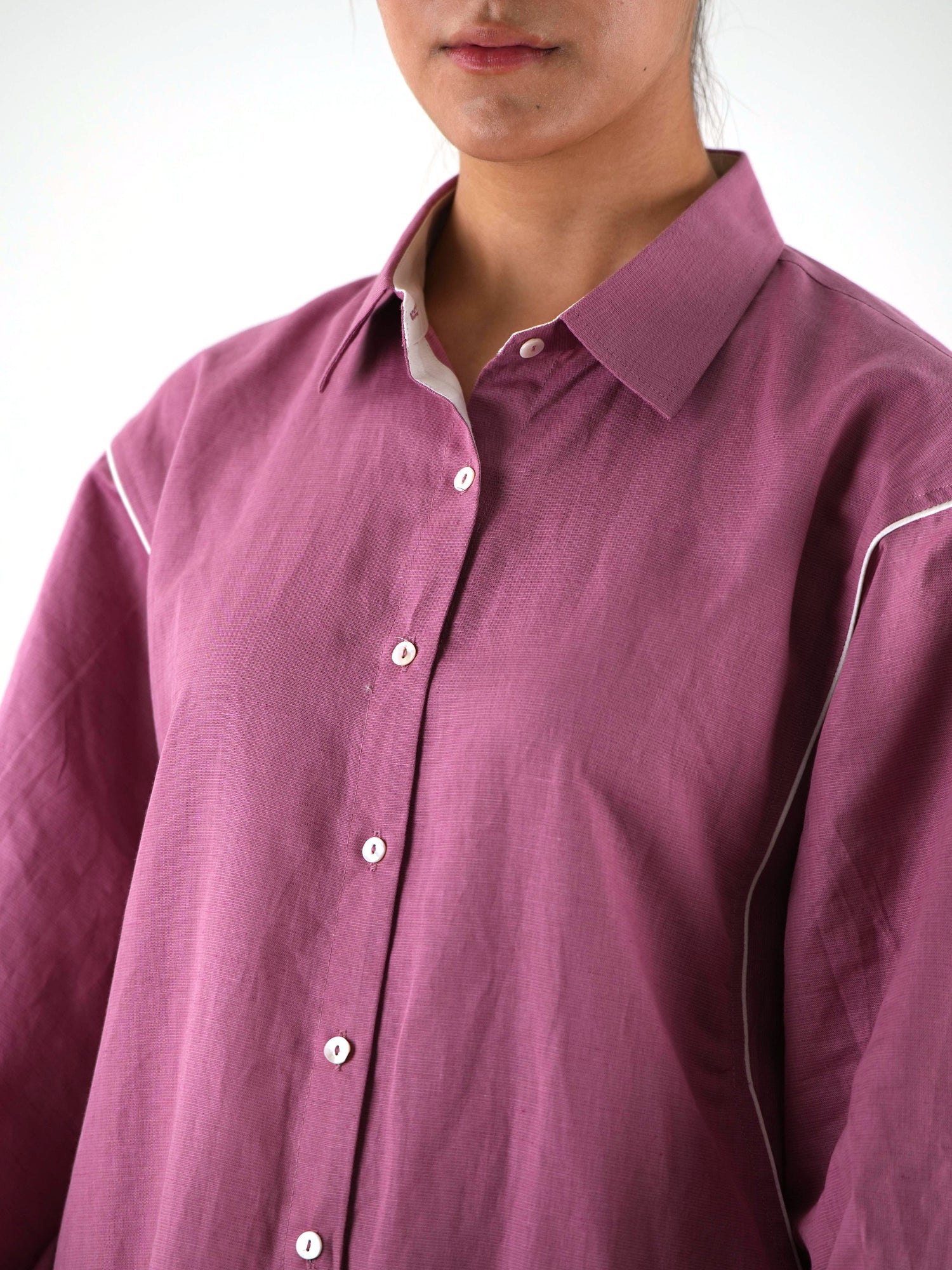 White Piping kurta Pants Set - Mauve Linen