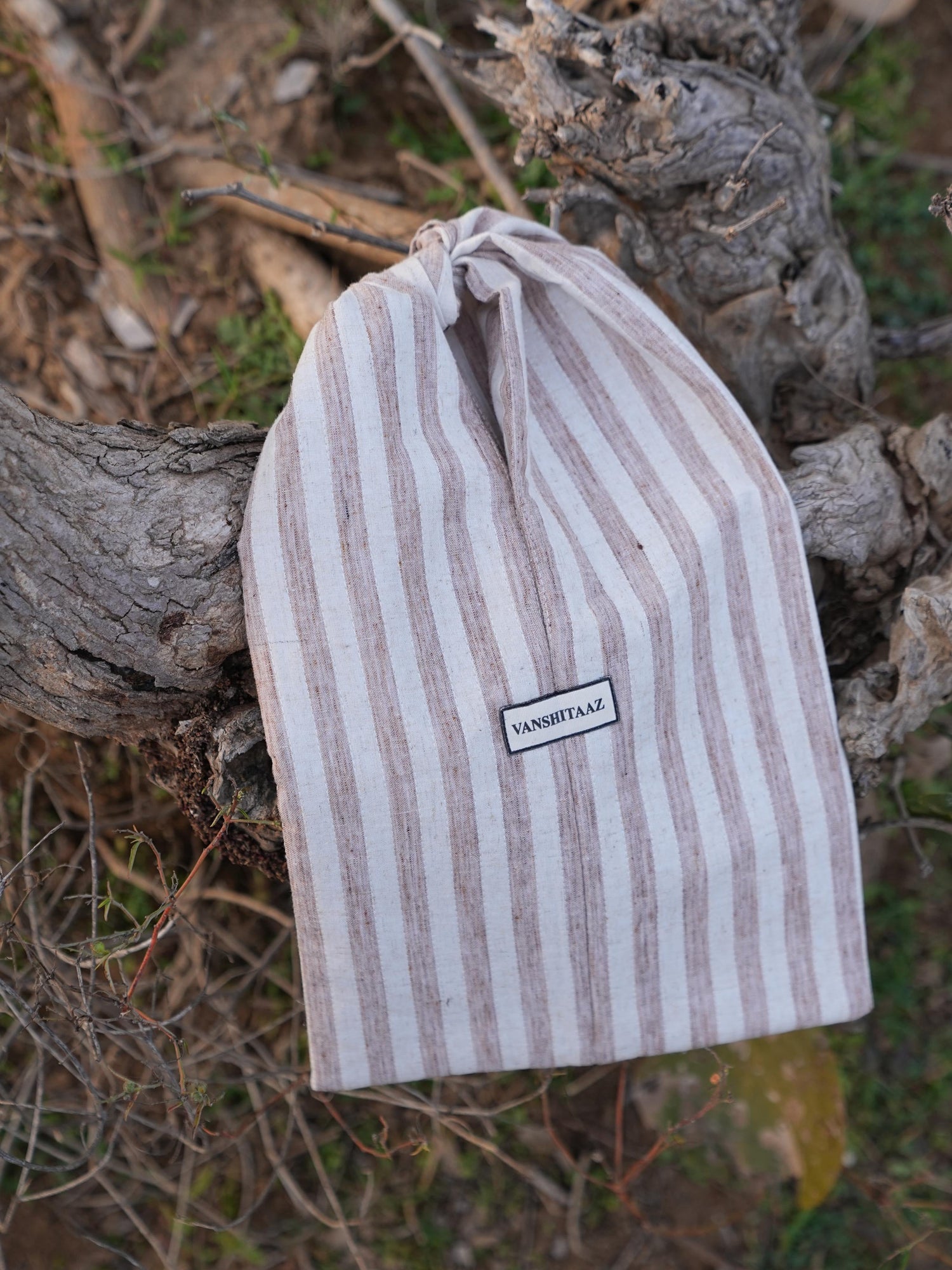 Sutra Breeze Pouch