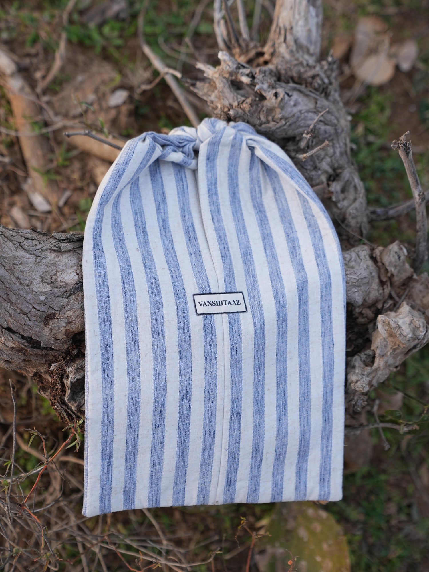 Sutra Breeze Pouch