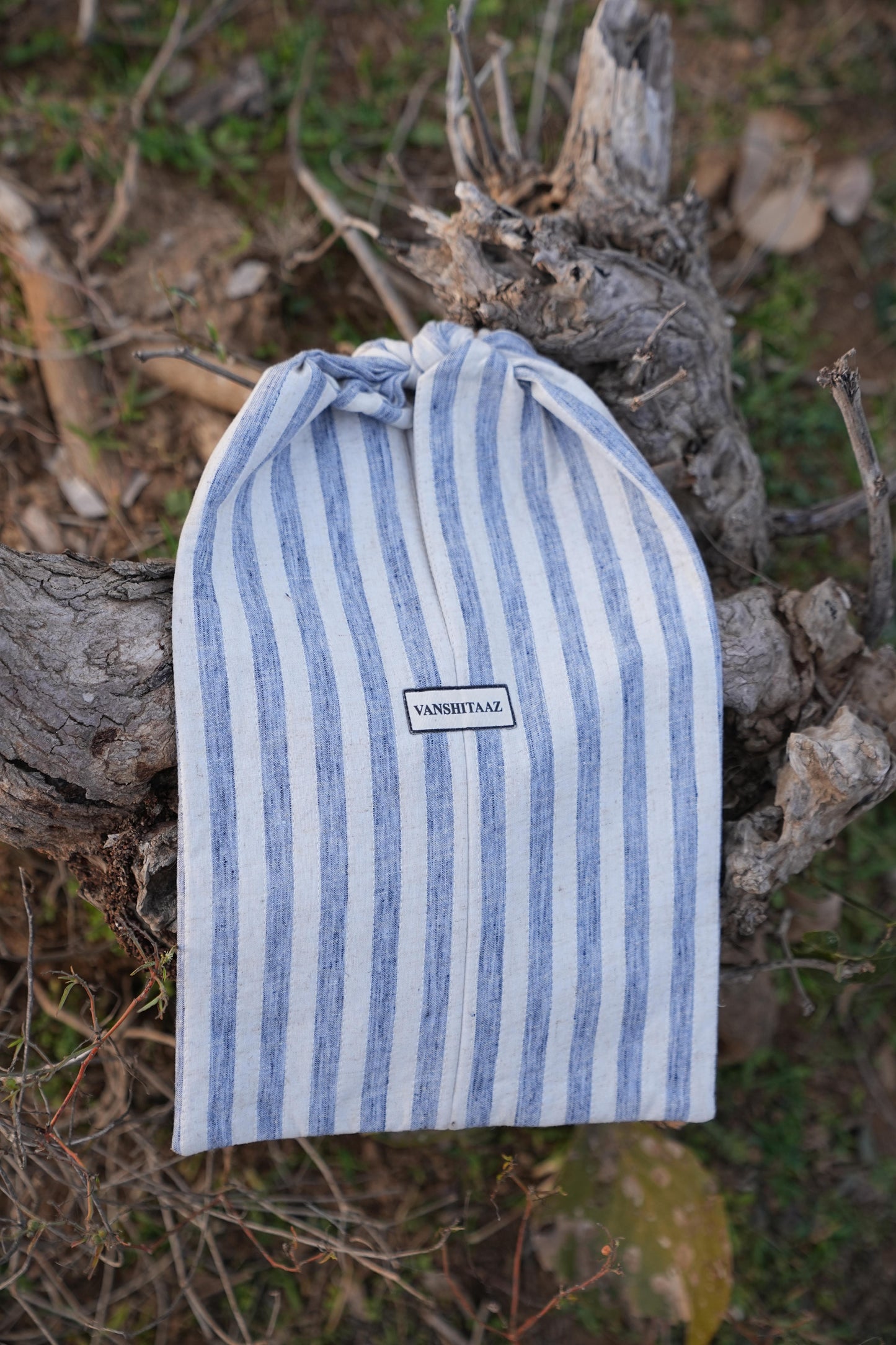 Sutra Breeze Pouch
