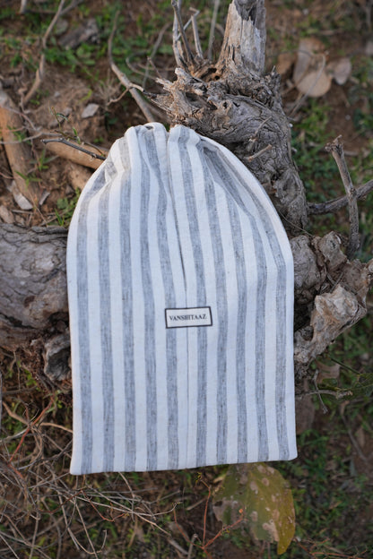 Sutra Breeze Pouch