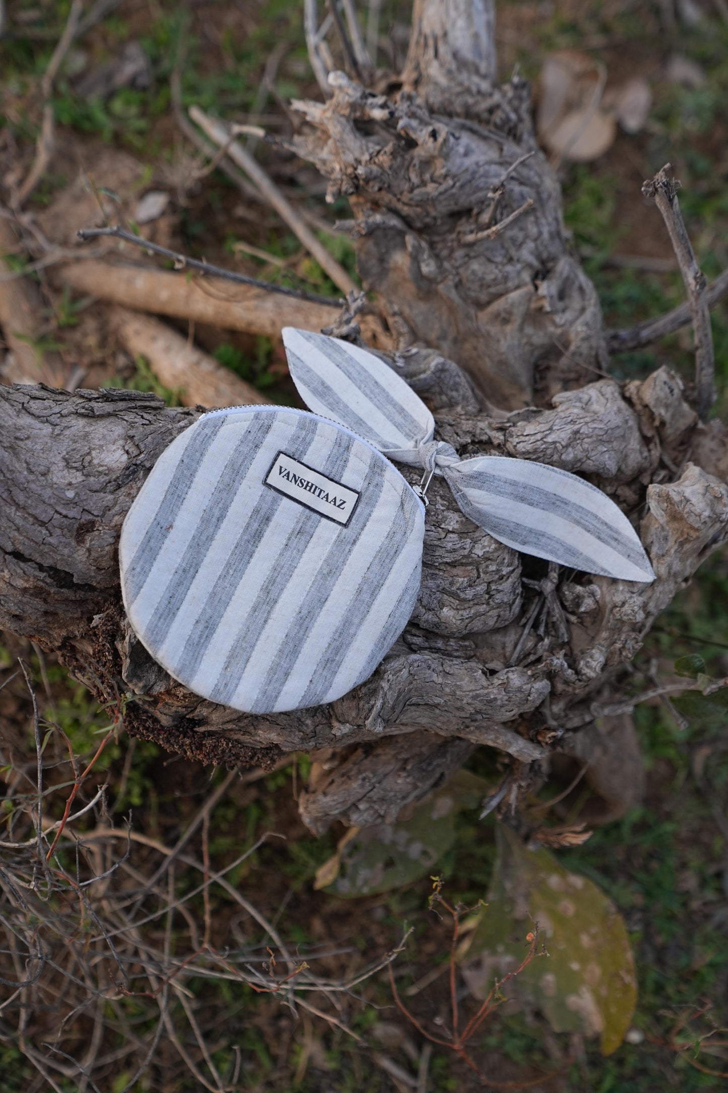 Sutra Moon Pouch
