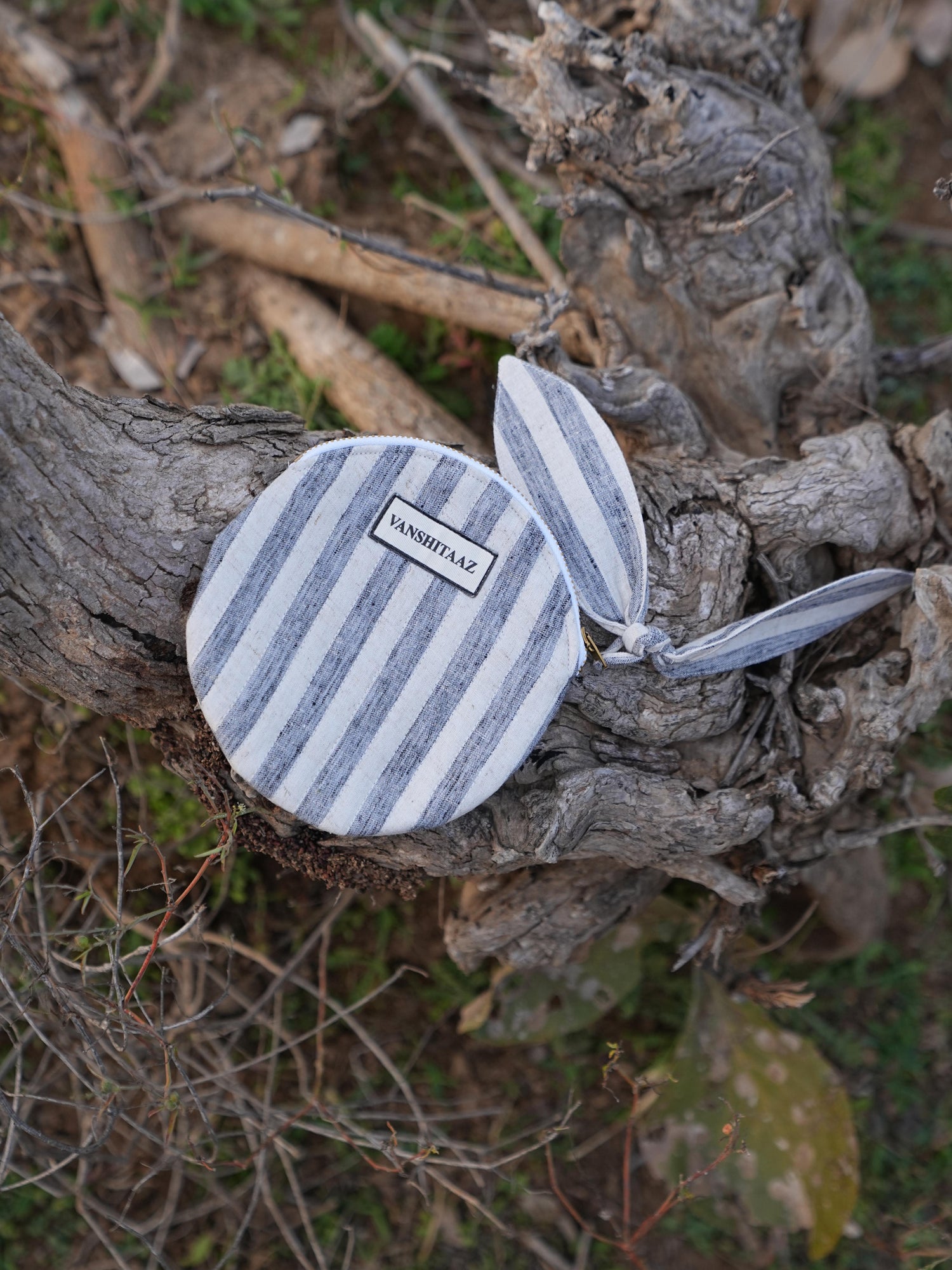 Sutra Moon Pouch