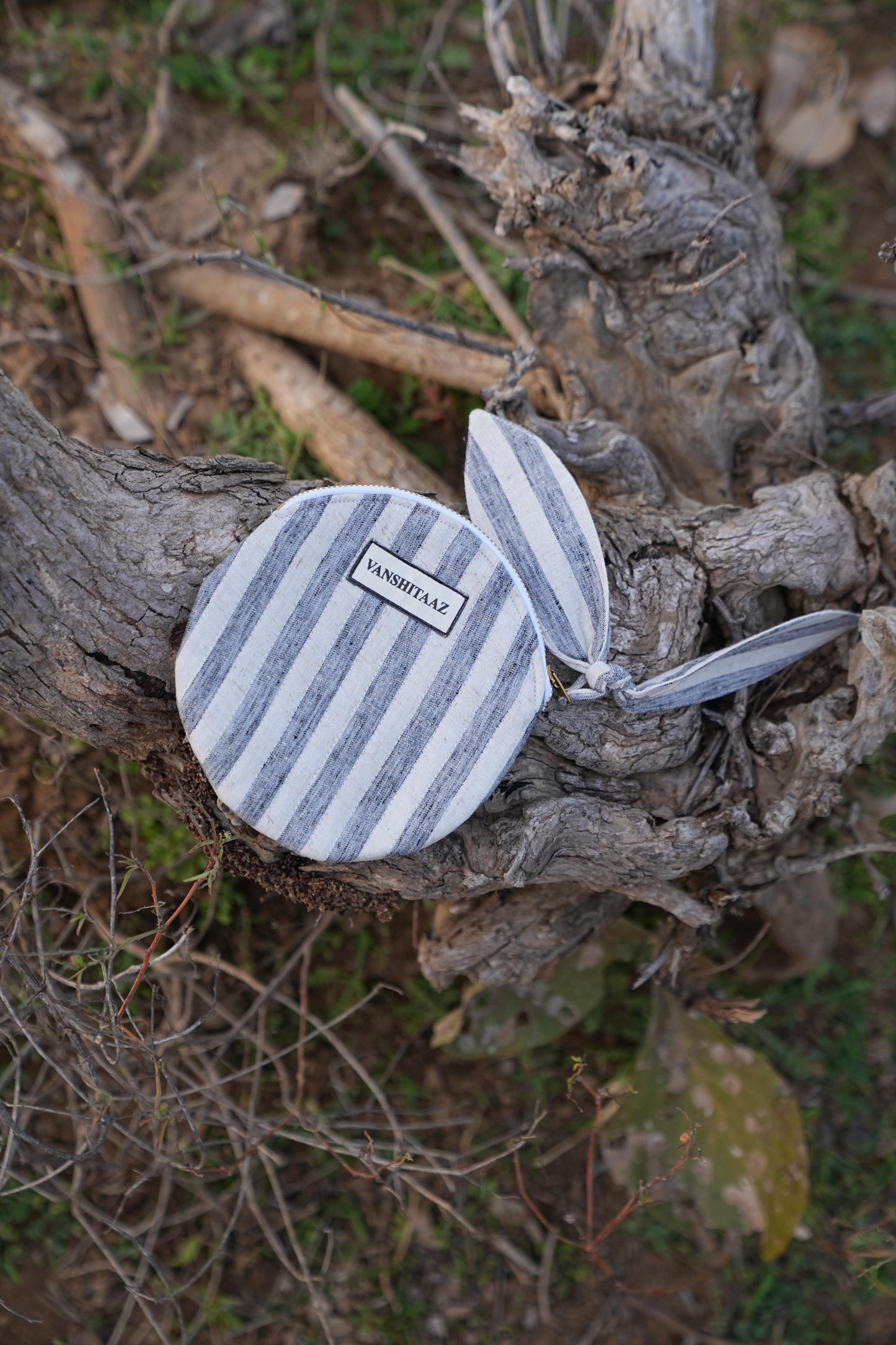 Sutra Moon Pouch