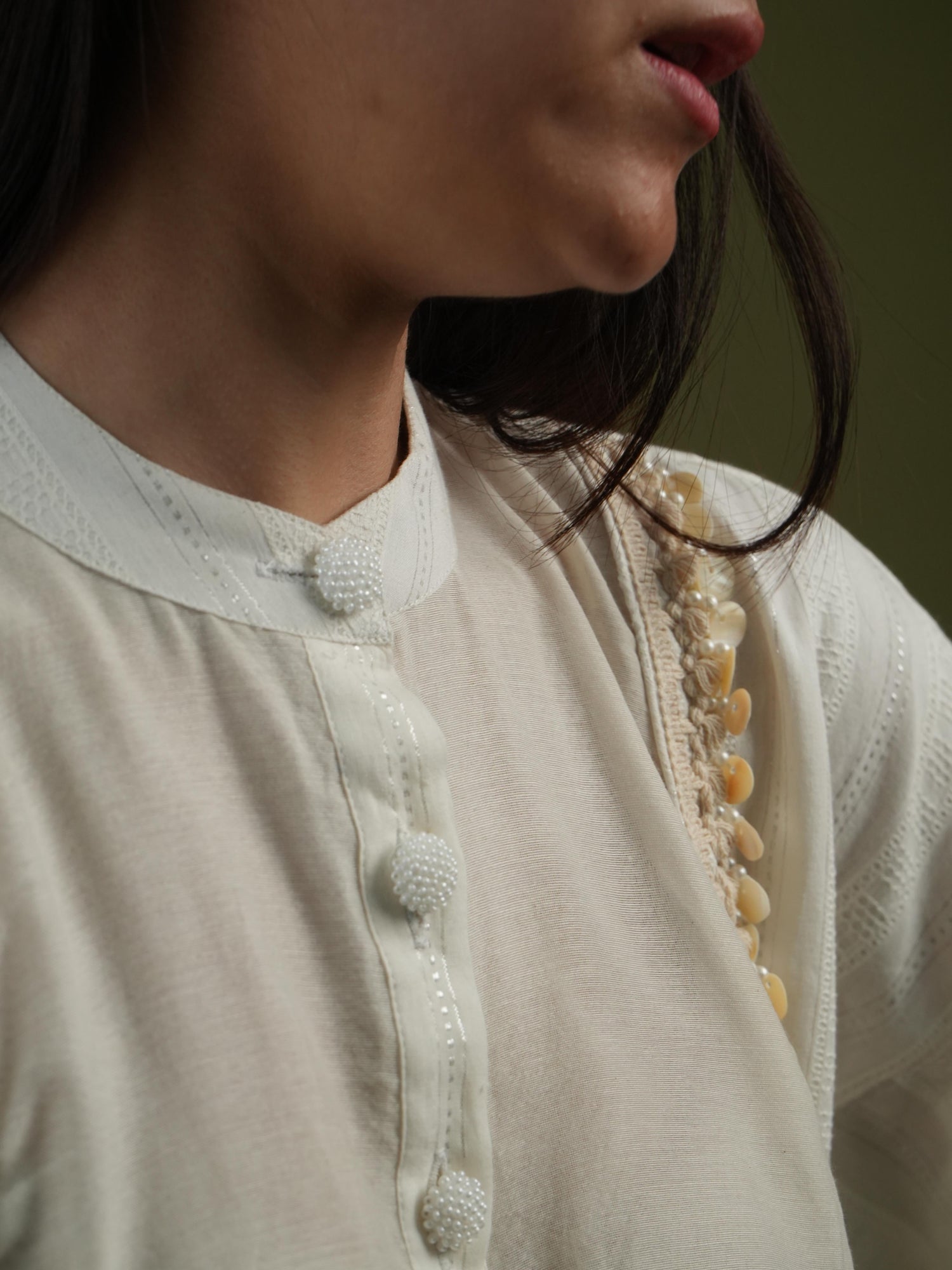 Vanshitaaz Ivory Grace Embroidered Shirt & Pleated Pants Set