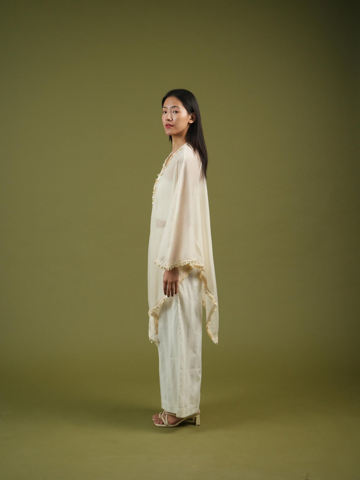 Vanshitaaz Ivory Harmony Cape Set